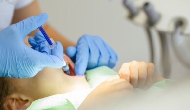 Como calcular o preço dos procedimentos odontológicos?