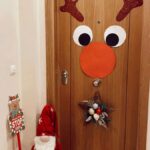 Enfeite de porta diferente em formato de rena
