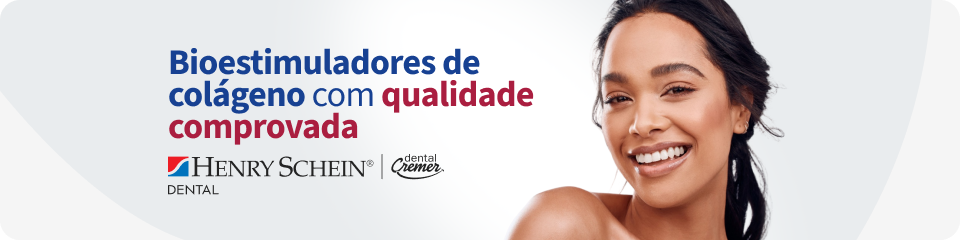 Mulher sorridente com pele radiante promovendo bioestimuladores de colágeno de alta qualidade para rejuvenescimento da pele, estética facial e beleza natural.