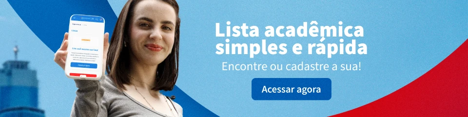 Mulher sorridente segurando smartphone exibindo uma lista acadêmica simples e rápida, promovendo cadastro e acesso fácil a plataformas acadêmicas online.